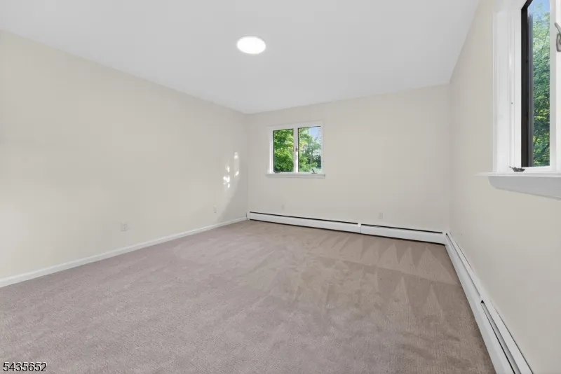 6 Race Street Union, NJ 08867