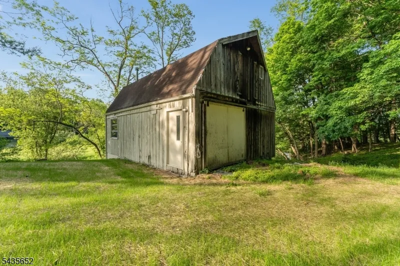 6 Race Street Union, NJ 08867