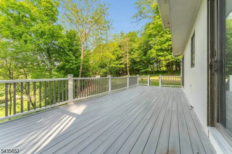 6 Race Street Union, NJ 08867