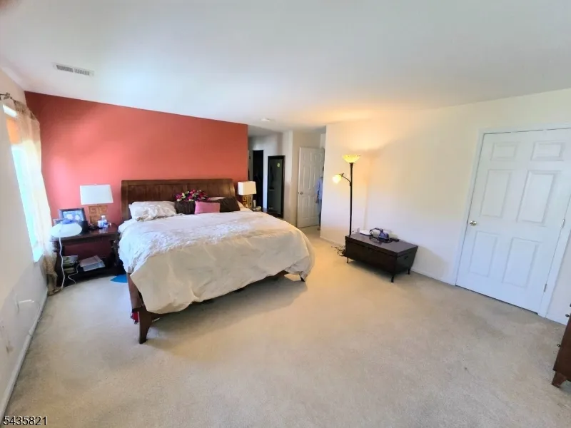 33 Kopak Way Spotswood, NJ 08884