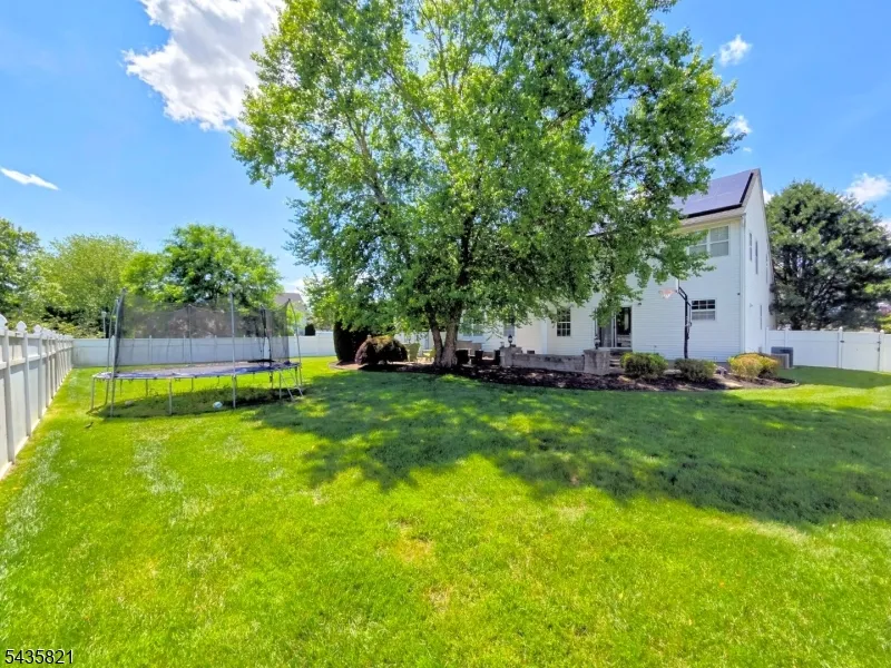 33 Kopak Way Spotswood, NJ 08884