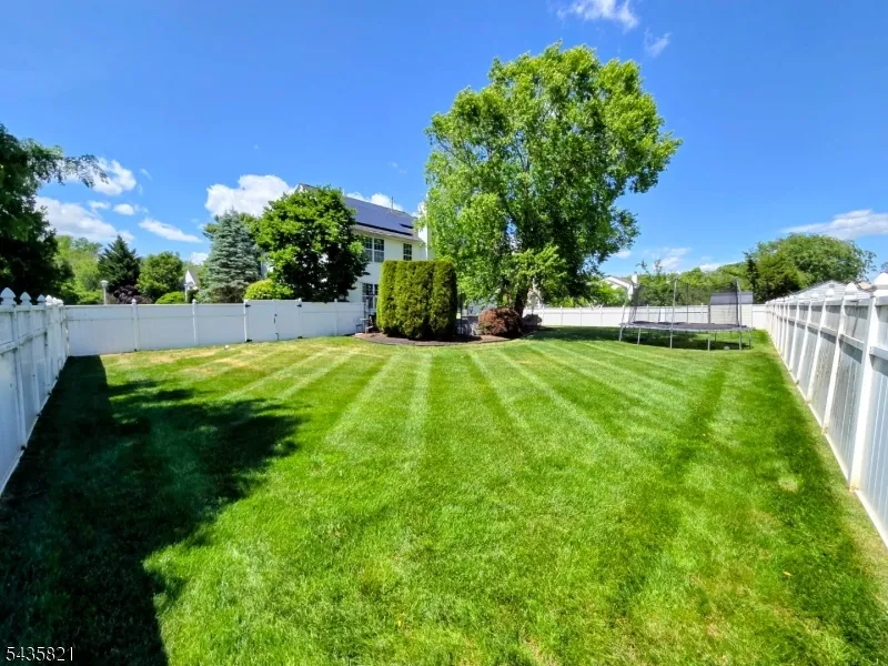 33 Kopak Way Spotswood, NJ 08884