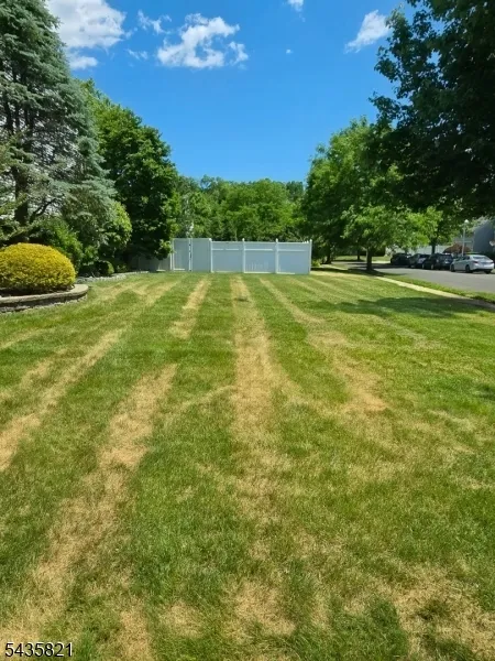 33 Kopak Way Spotswood, NJ 08884