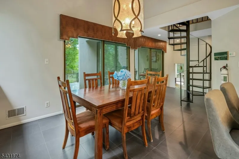 5 Audubon Trail Boonton, NJ 07005