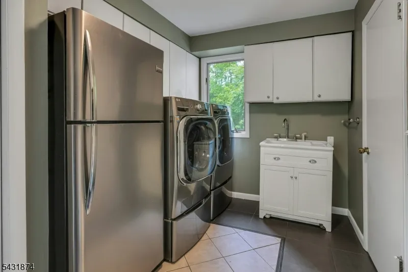 5 Audubon Trail Boonton, NJ 07005