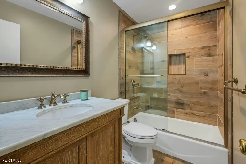 5 Audubon Trail Boonton, NJ 07005