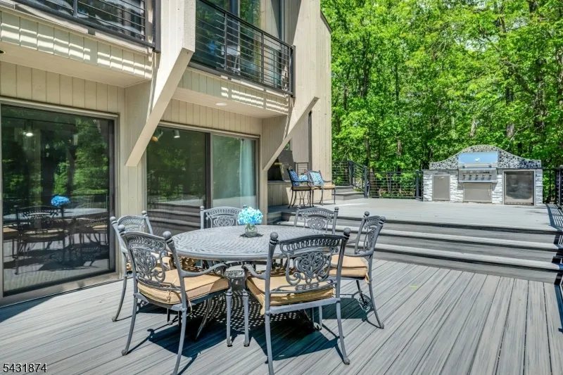5 Audubon Trail Boonton, NJ 07005
