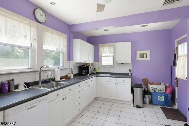 17 Wellesley St Maplewood, NJ 07040