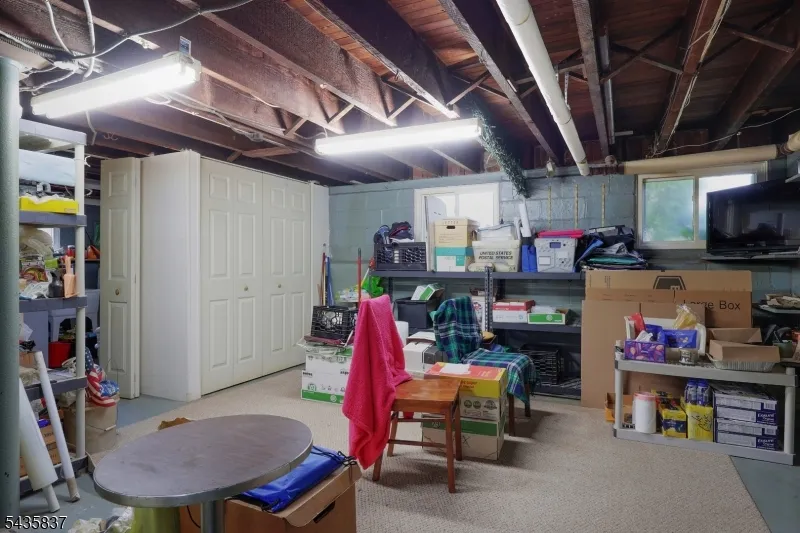 17 Wellesley St Maplewood, NJ 07040