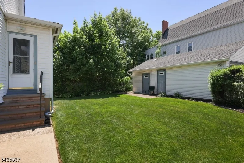 17 Wellesley St Maplewood, NJ 07040