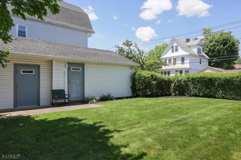 17 Wellesley St Maplewood, NJ 07040