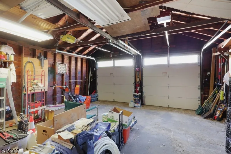 17 Wellesley St Maplewood, NJ 07040