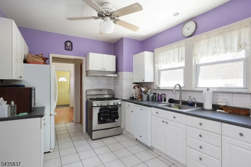 17 Wellesley St Maplewood, NJ 07040