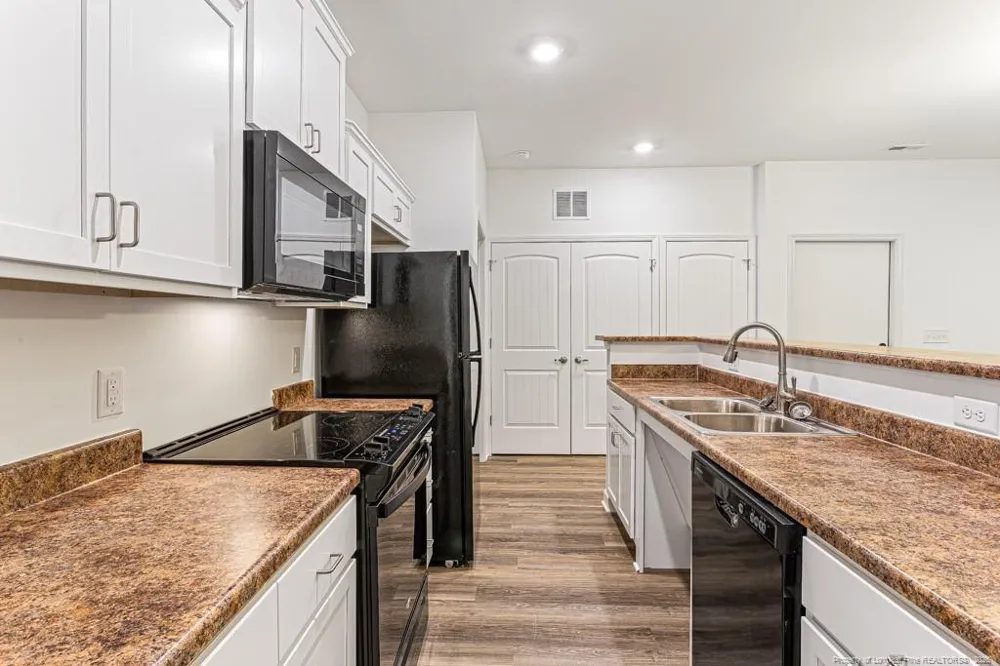 633 Sanders Street Hope Mills, NC 28348