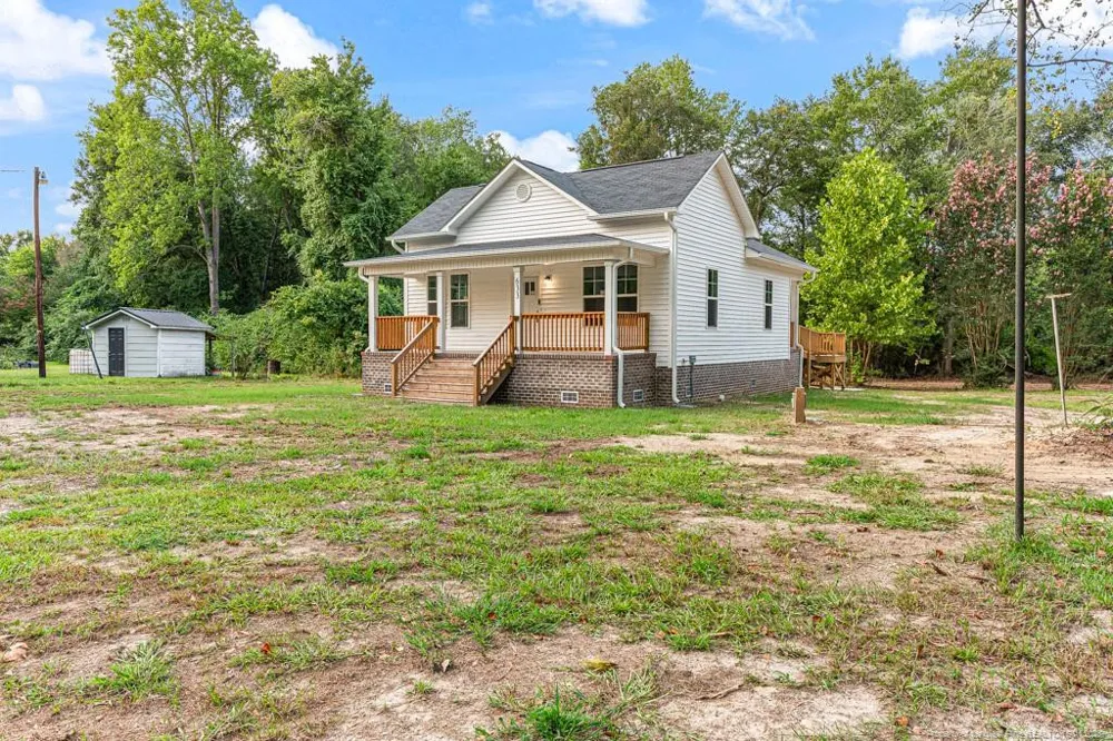 633 Sanders Street Hope Mills, NC 28348