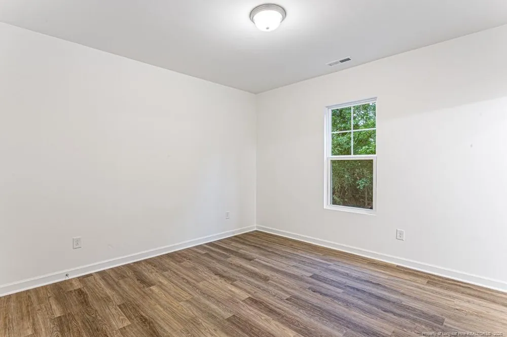 633 Sanders Street Hope Mills, NC 28348