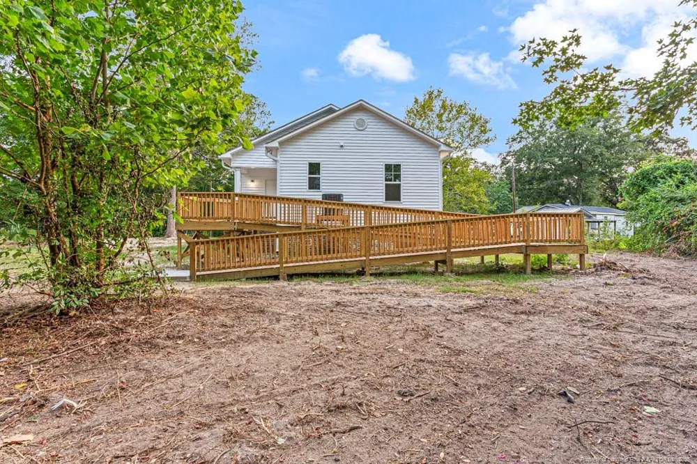 633 Sanders Street Hope Mills, NC 28348