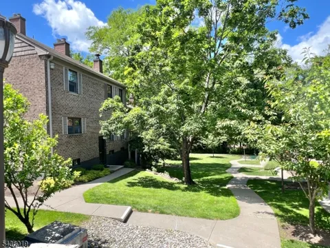 181 Long Hill Rd #A7 Unit A7