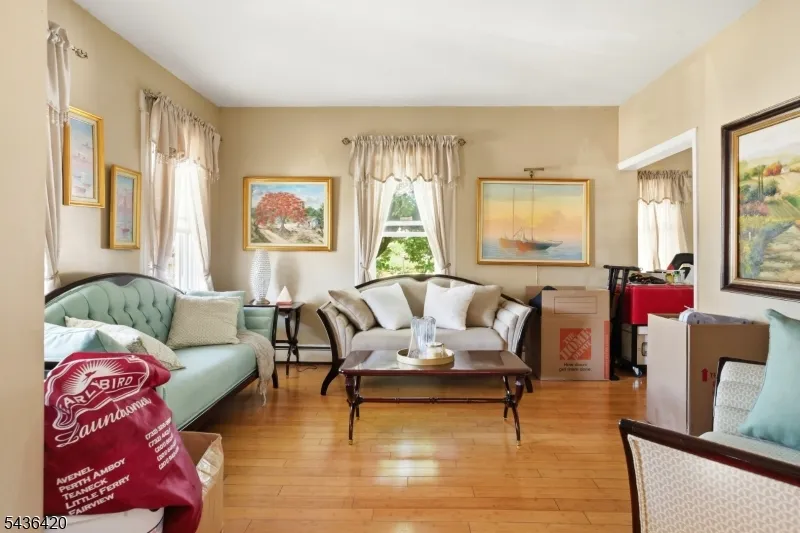 33 Pulaski Pl Hackensack City, NJ 07601