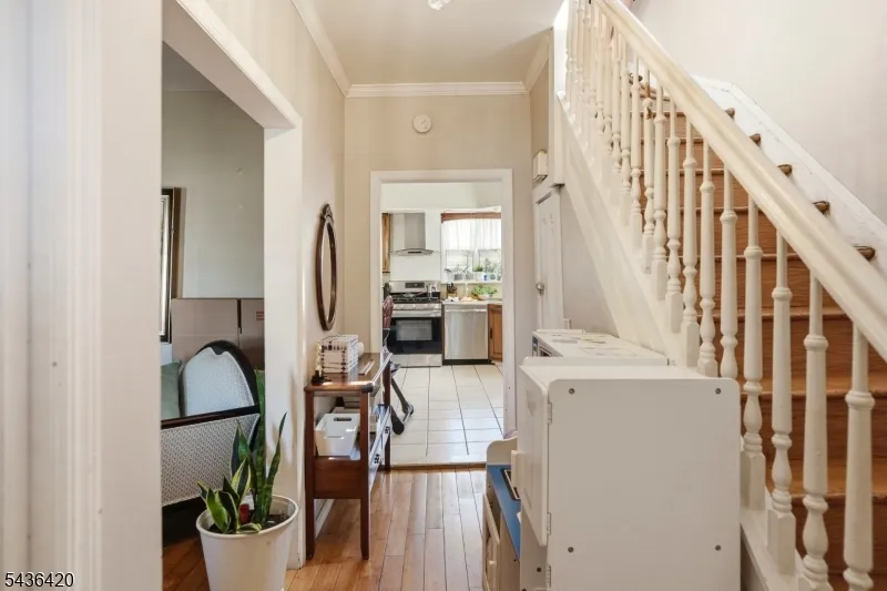 33 Pulaski Pl Hackensack City, NJ 07601
