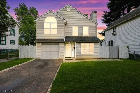 1268 Columbia Ave