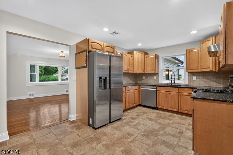 1509 Kenyon Ave South Plainfield, NJ 07080