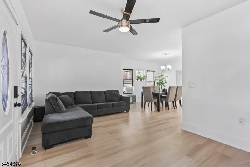 170 Hillside Ter Irvington, NJ 07111