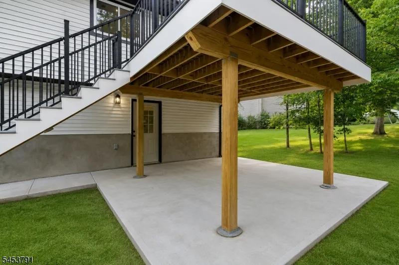 11 Mark Ter West Milford, NJ 07435