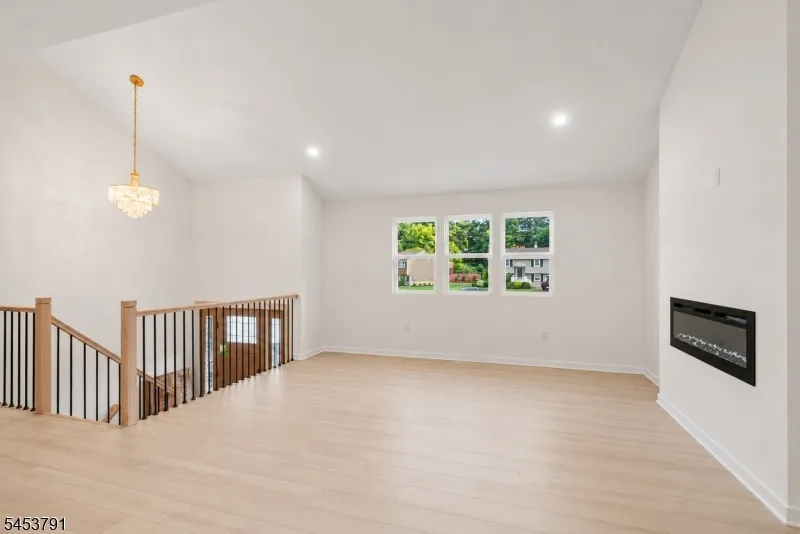 11 Mark Ter West Milford, NJ 07435