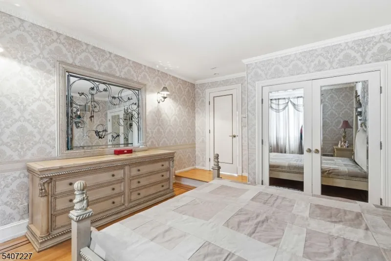 12 E Saddle River Rd Saddle River, NJ 07458