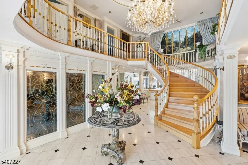 12 E Saddle River Rd Saddle River, NJ 07458