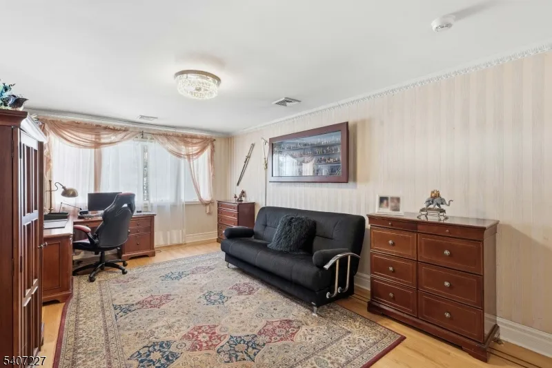 12 E Saddle River Rd Saddle River, NJ 07458