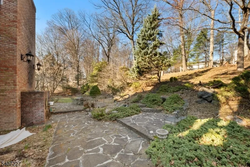 12 E Saddle River Rd Saddle River, NJ 07458
