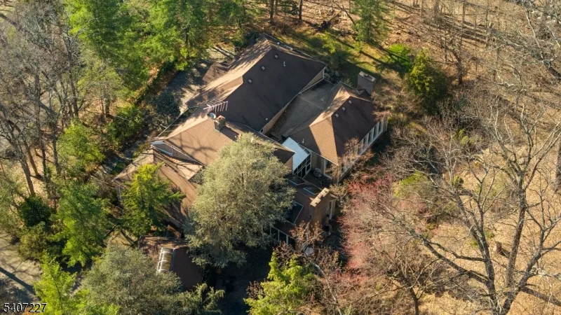 12 E Saddle River Rd Saddle River, NJ 07458
