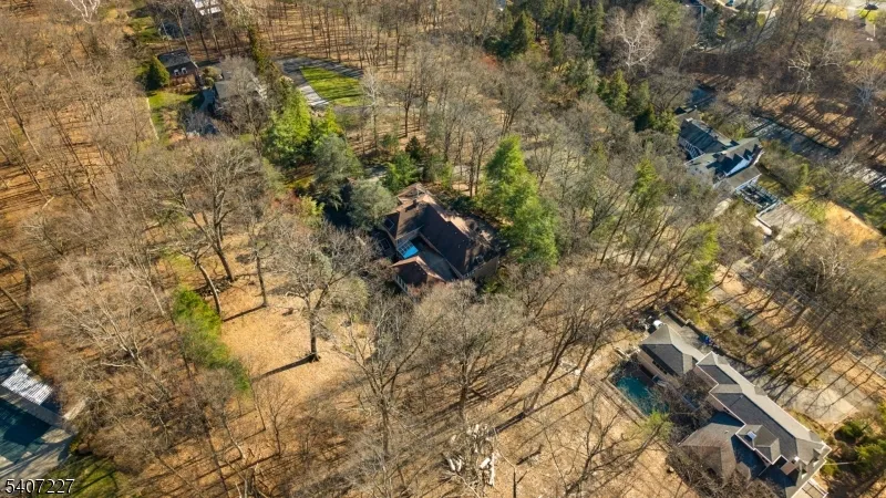12 E Saddle River Rd Saddle River, NJ 07458