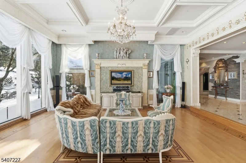 12 E Saddle River Rd Saddle River, NJ 07458