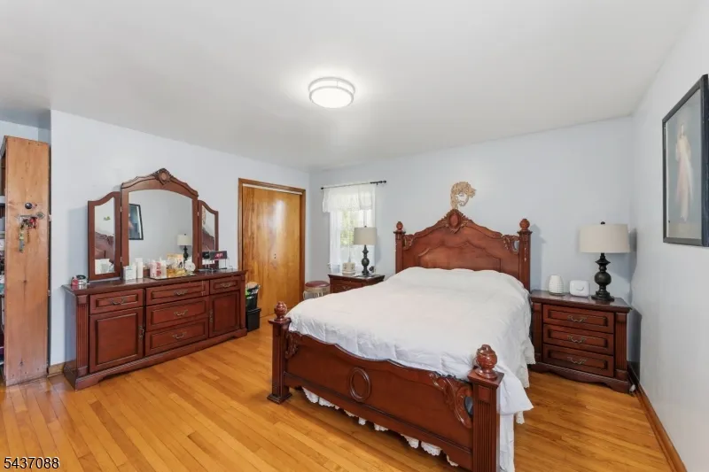 72 Clarendon Pl Hackensack City, NJ 07601