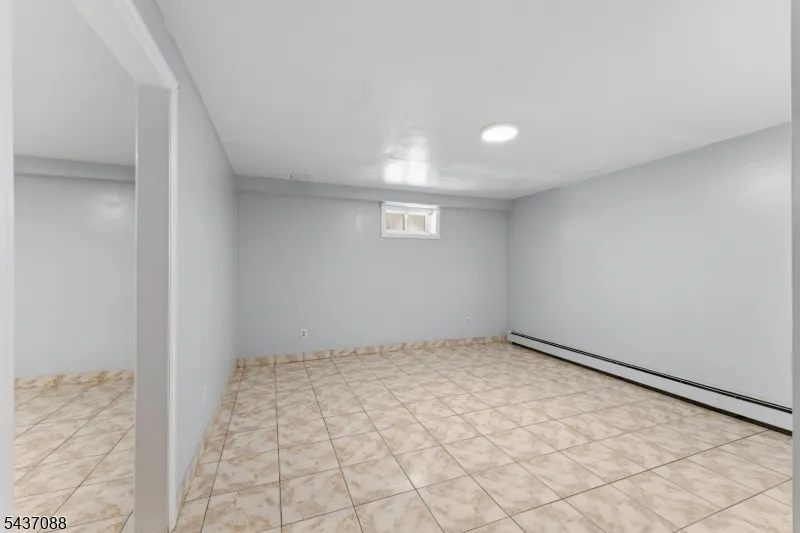 72 Clarendon Pl Hackensack City, NJ 07601