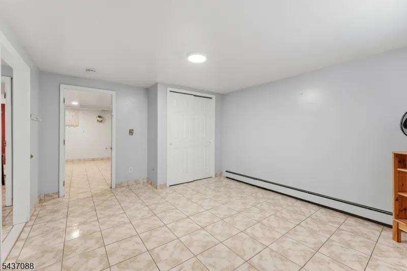 72 Clarendon Pl Hackensack City, NJ 07601