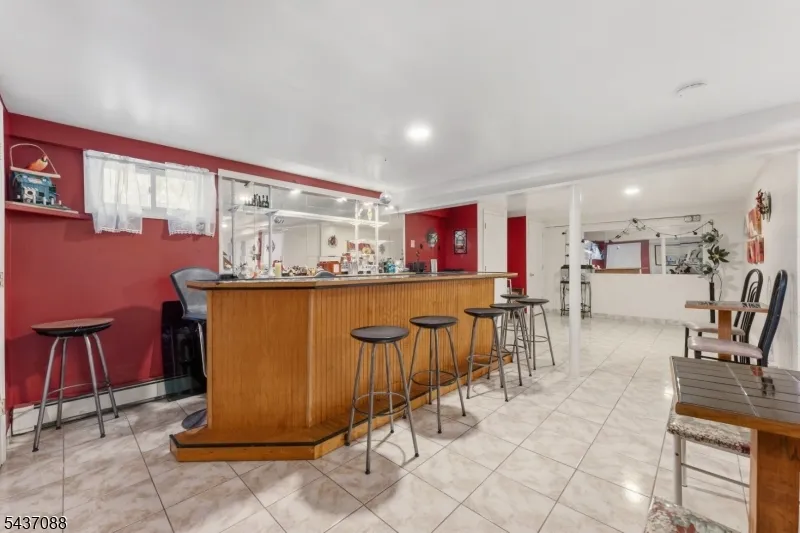 72 Clarendon Pl Hackensack City, NJ 07601