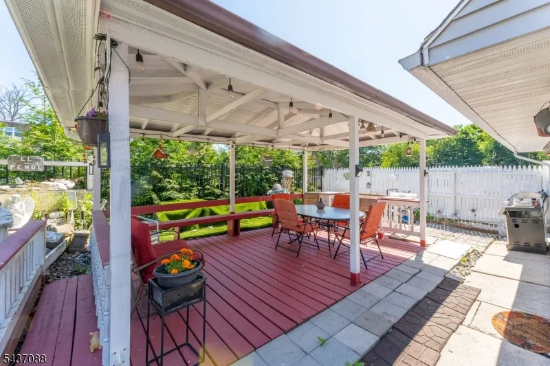 72 Clarendon Pl Hackensack City, NJ 07601