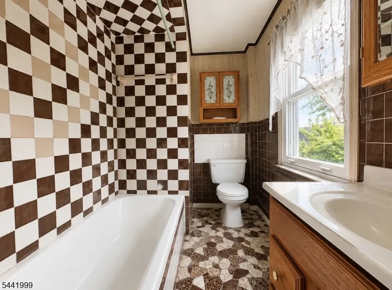 58 La France Ave Bloomfield, NJ 07003