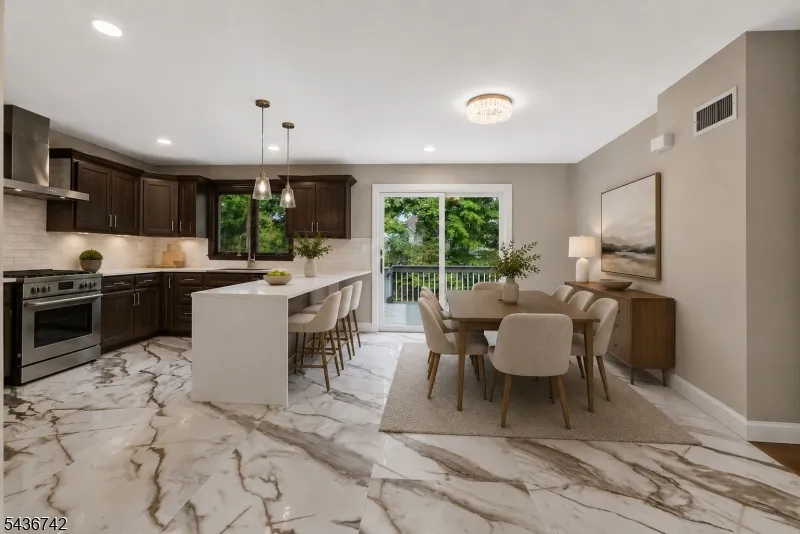 11 Franklin St Mahwah, NJ 07430