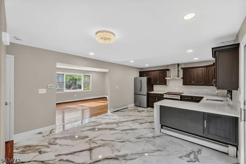 11 Franklin St Mahwah, NJ 07430