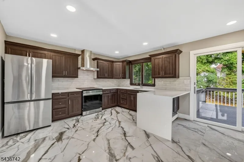 11 Franklin St Mahwah, NJ 07430