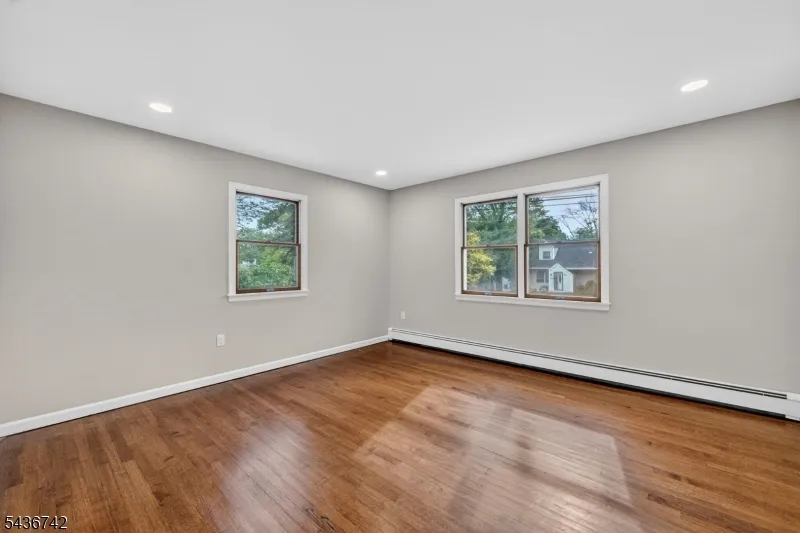 11 Franklin St Mahwah, NJ 07430