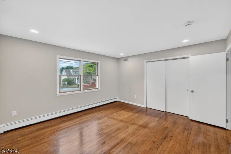 11 Franklin St Mahwah, NJ 07430
