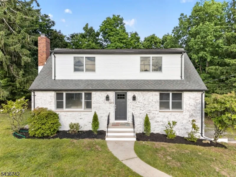 11 Franklin St Mahwah, NJ 07430