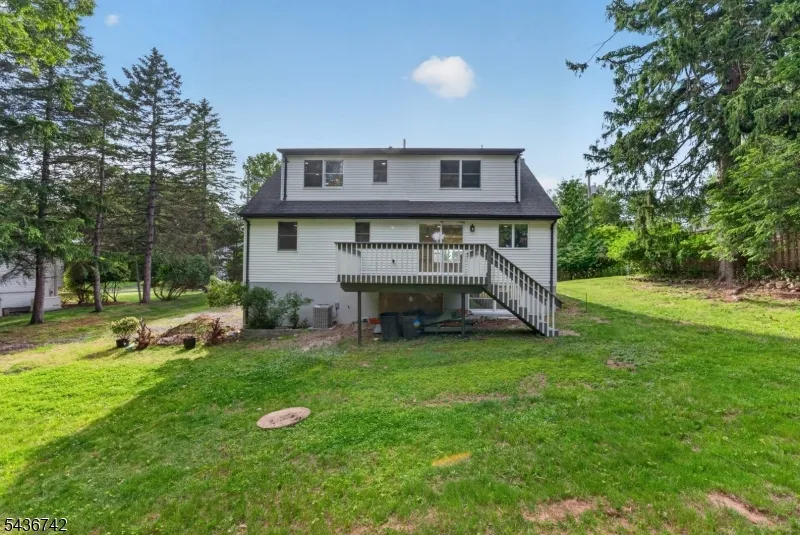 11 Franklin St Mahwah, NJ 07430