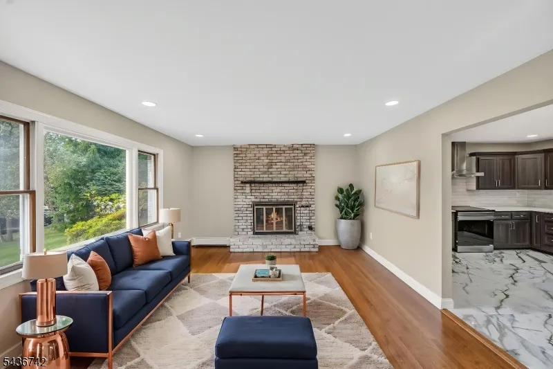 11 Franklin St Mahwah, NJ 07430